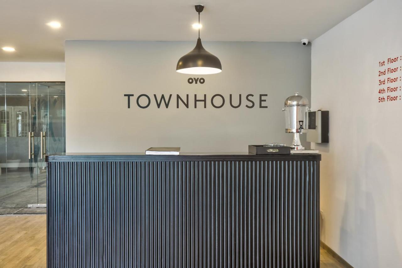 Hotel Oyo Townhouse 156 Maraimalai Nagar Chennai Exterior foto