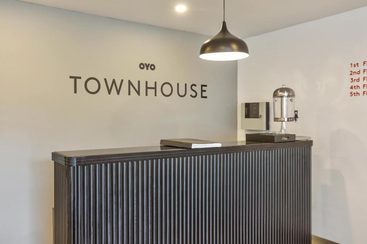 Hotel Oyo Townhouse 156 Maraimalai Nagar Chennai Exterior foto